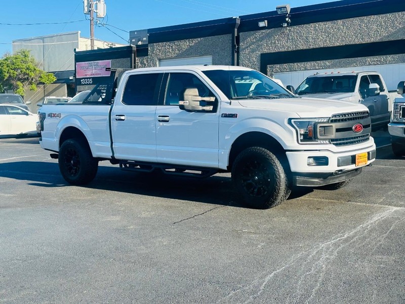 Ford F-150 Vehicle Full-screen Gallery Image 07