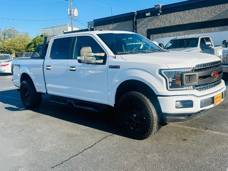 Ford F-150 Vehicle Full-screen Gallery Image 11