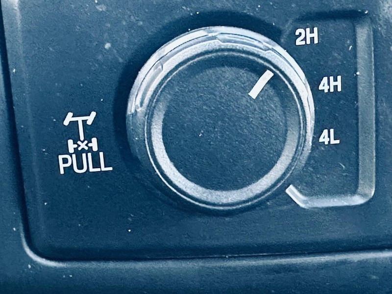 Ford F-150 Vehicle Full-screen Gallery Image 46