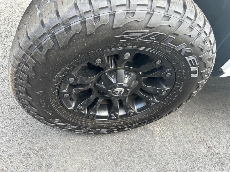 Ford F-150 Vehicle Full-screen Gallery Image 48