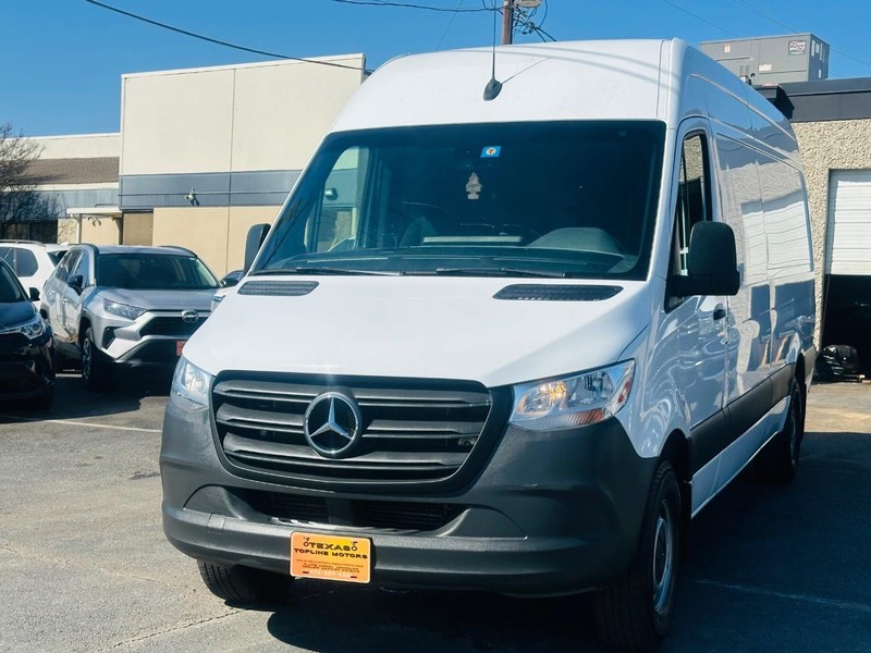 Mercedes-Benz Sprinter Cargo Van Vehicle Full-screen Gallery Image 2