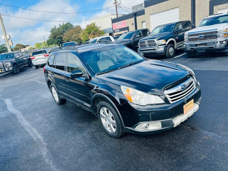 Subaru Outback Vehicle Full-screen Gallery Image 7
