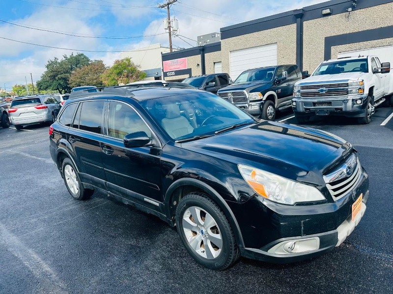 Subaru Outback Vehicle Full-screen Gallery Image 10