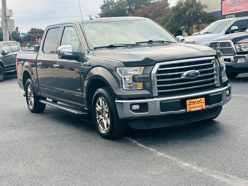 Ford F-150 Vehicle Full-screen Gallery Image 4