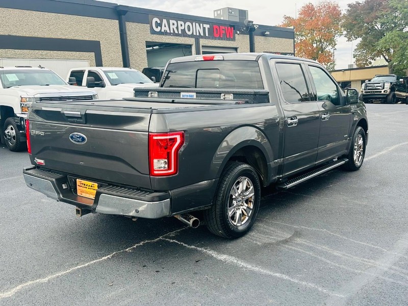 Ford F-150 Vehicle Full-screen Gallery Image 11