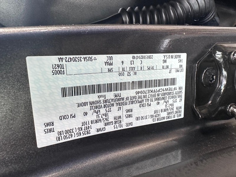 Ford F-150 Vehicle Full-screen Gallery Image 30