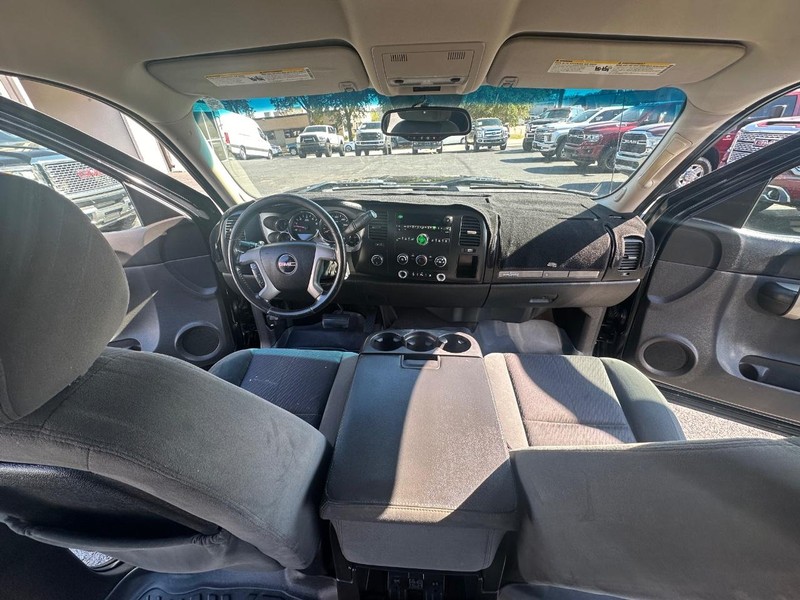 GMC Sierra 1500 Vehicle Full-screen Gallery Image 25