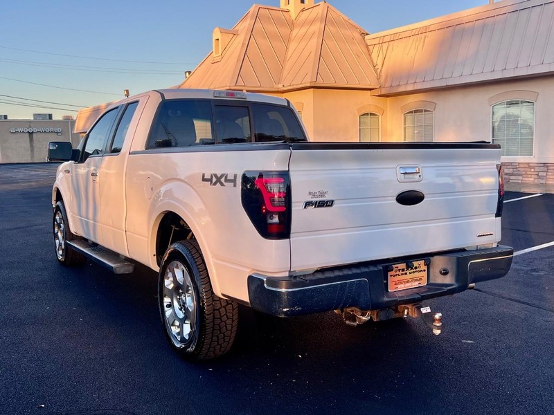 Ford F-150 Vehicle Full-screen Gallery Image 07