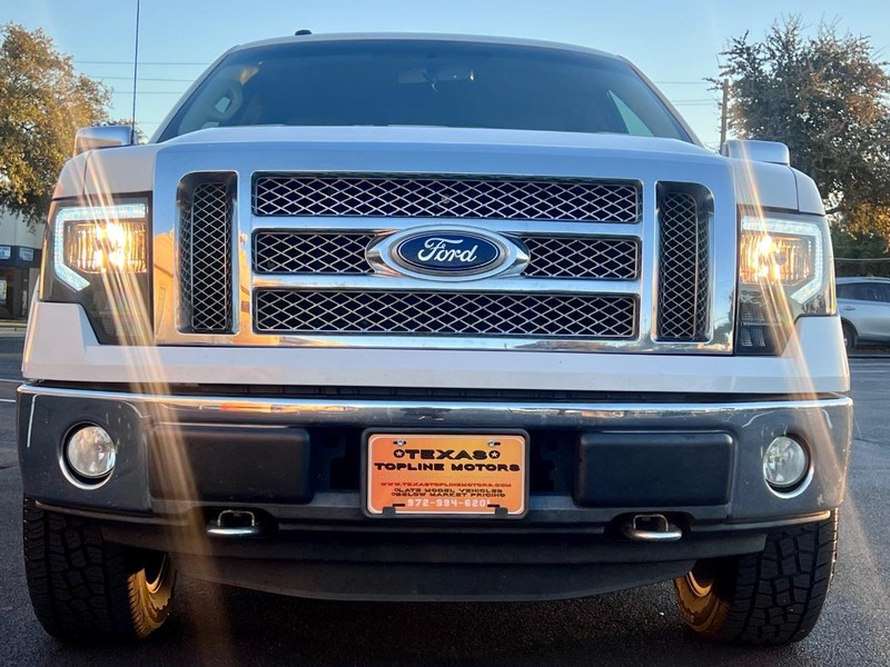 Ford F-150 Vehicle Full-screen Gallery Image 09