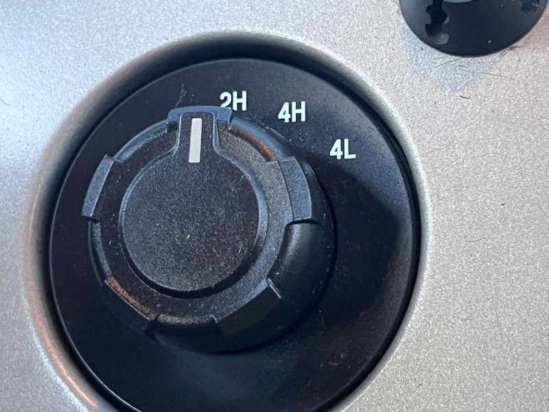 Ford F-150 Vehicle Full-screen Gallery Image 33