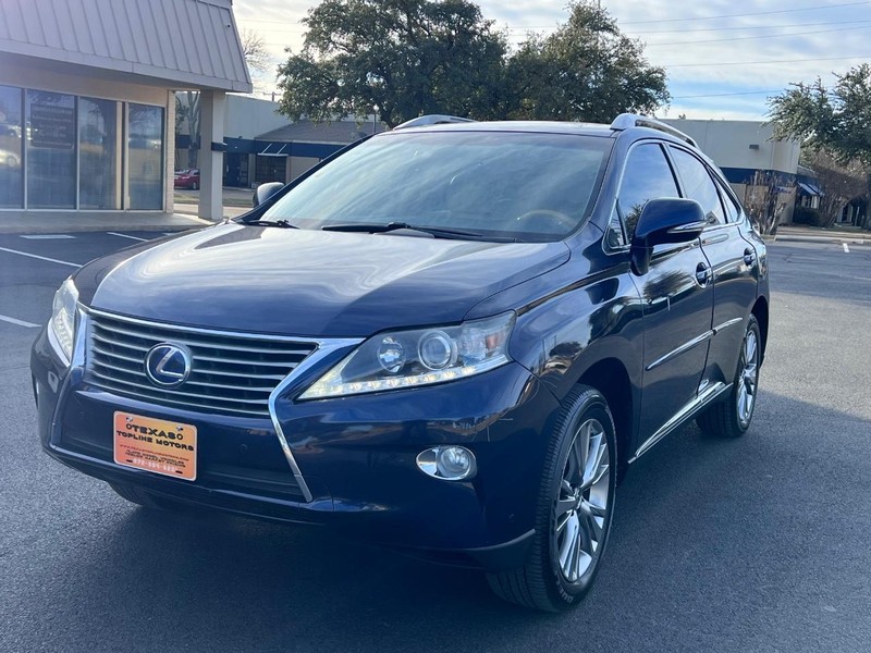 Lexus RX 450h Vehicle Full-screen Gallery Image 2