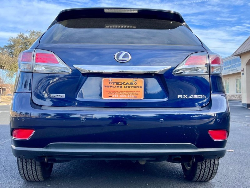 Lexus RX 450h Vehicle Full-screen Gallery Image 12