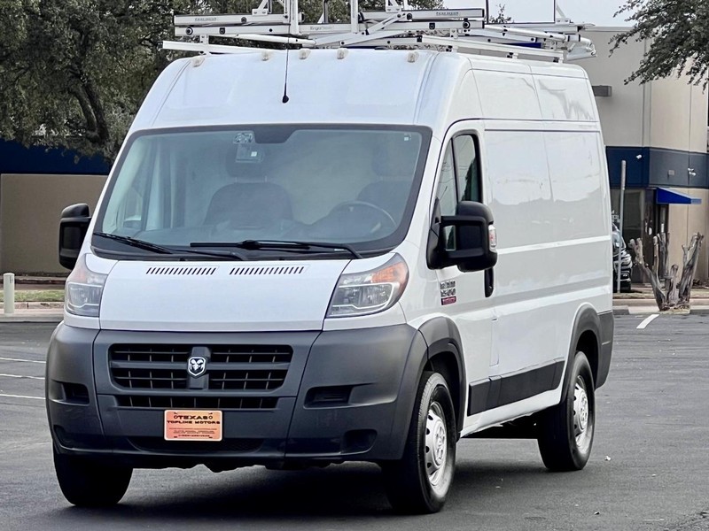 Ram ProMaster Cargo Van Vehicle Full-screen Gallery Image 11