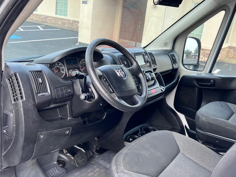 Ram ProMaster Cargo Van Vehicle Full-screen Gallery Image 24