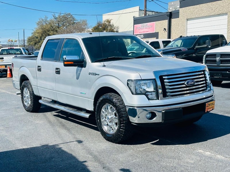 Ford F-150 Vehicle Full-screen Gallery Image 05