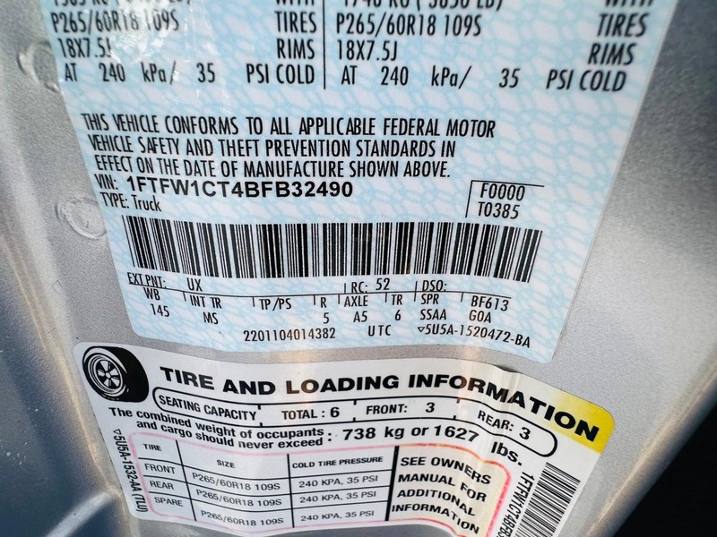 Ford F-150 Vehicle Full-screen Gallery Image 24