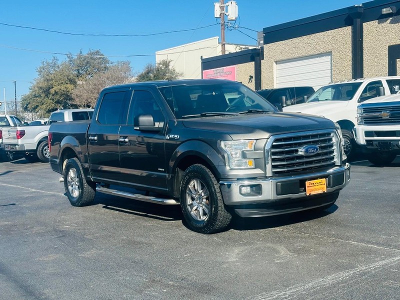 Ford F-150 Vehicle Full-screen Gallery Image 07