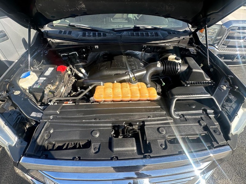 Ford F-150 Vehicle Full-screen Gallery Image 40