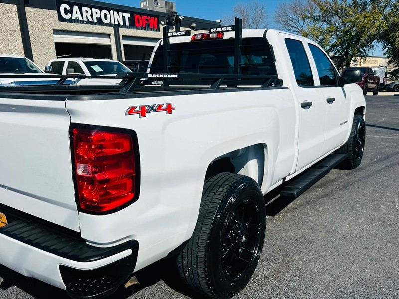 Chevrolet Silverado 1500 Vehicle Full-screen Gallery Image 14