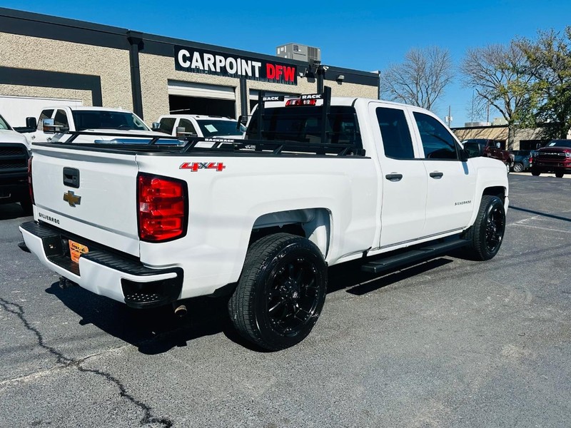 Chevrolet Silverado 1500 Vehicle Full-screen Gallery Image 16