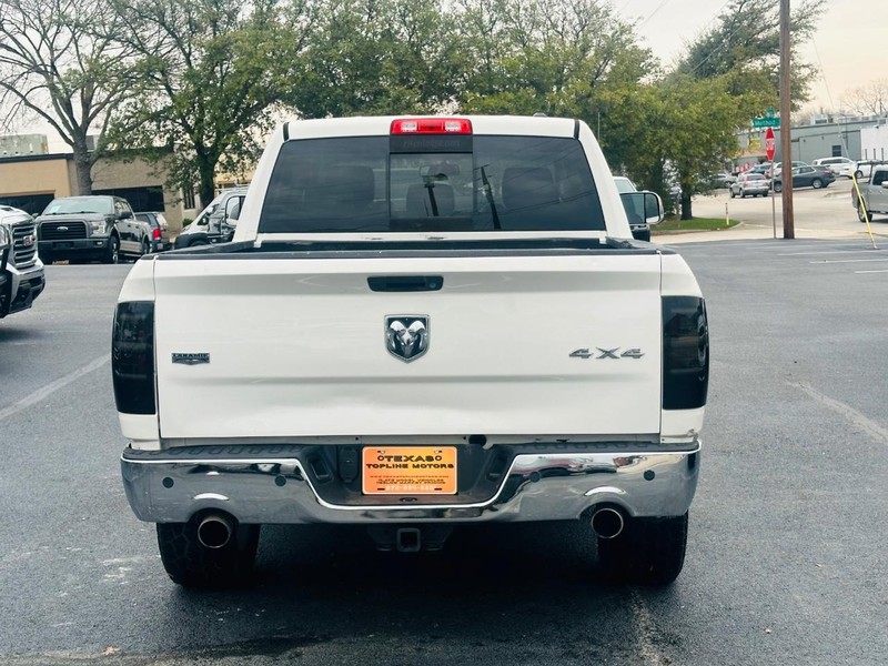 Dodge Ram 1500 Vehicle Full-screen Gallery Image 11