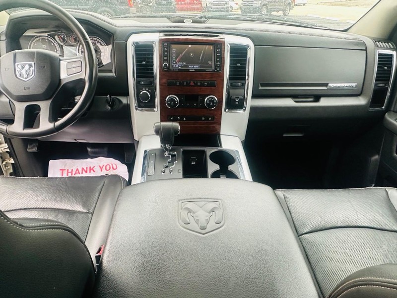 Dodge Ram 1500 Vehicle Full-screen Gallery Image 22