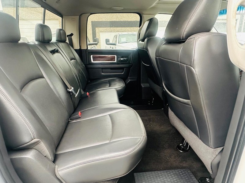 Dodge Ram 1500 Vehicle Full-screen Gallery Image 25