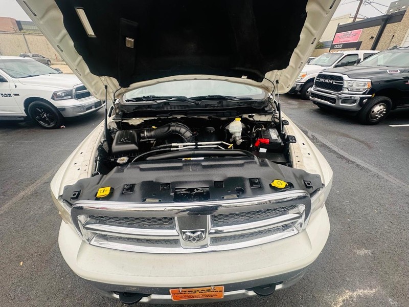 Dodge Ram 1500 Vehicle Full-screen Gallery Image 33