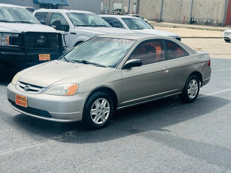 Honda Civic Vehicle Full-screen Gallery Image 03