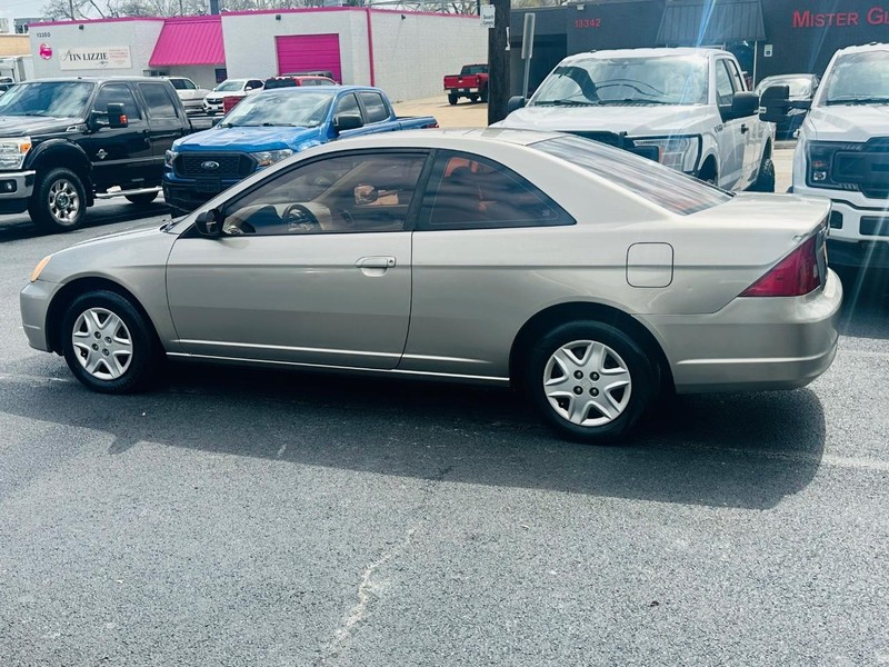 Honda Civic Vehicle Full-screen Gallery Image 08