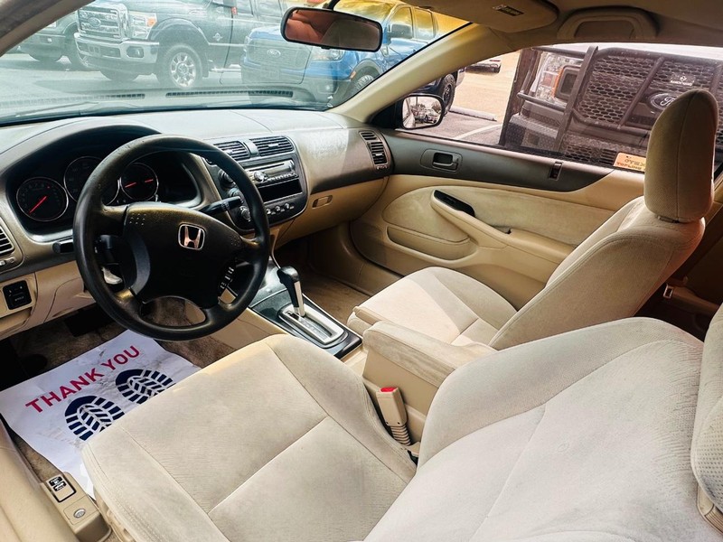 Honda Civic Vehicle Full-screen Gallery Image 11