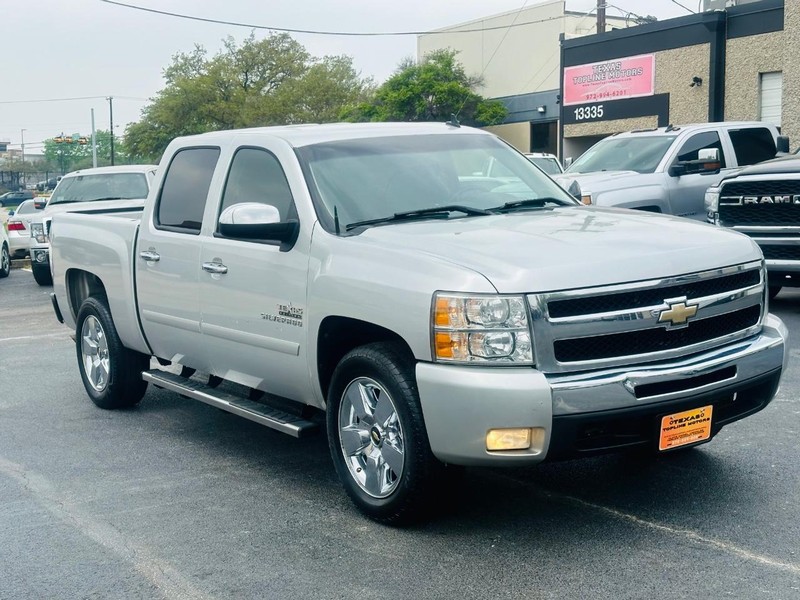 Chevrolet Silverado 1500 Vehicle Full-screen Gallery Image 5