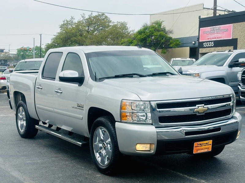 Chevrolet Silverado 1500 Vehicle Full-screen Gallery Image 6