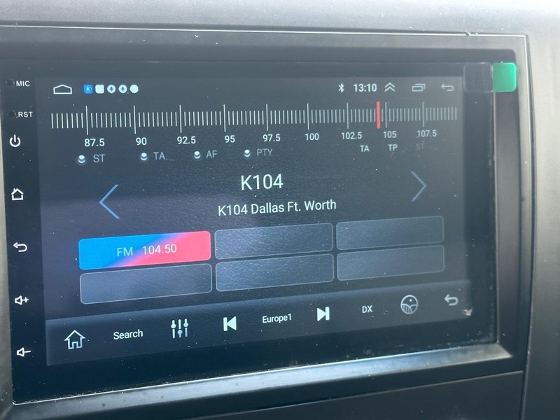 Chevrolet Silverado 1500 Vehicle Full-screen Gallery Image 22