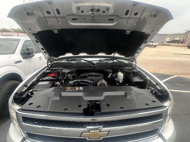 Chevrolet Silverado 1500 Vehicle Full-screen Gallery Image 27