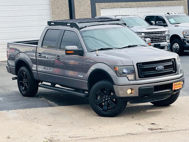 Ford F-150 Vehicle Full-screen Gallery Image 07