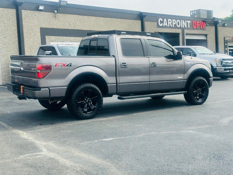 Ford F-150 Vehicle Full-screen Gallery Image 14