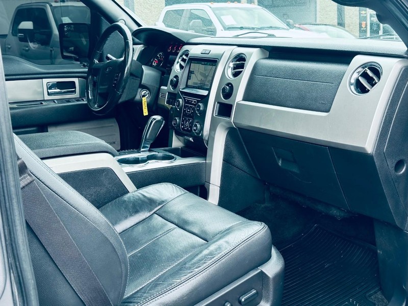 Ford F-150 Vehicle Full-screen Gallery Image 29