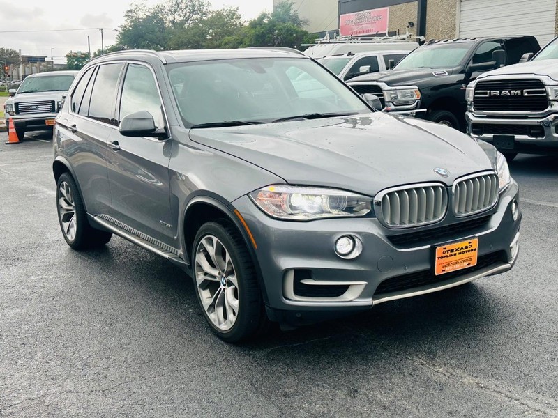 BMW X5 Vehicle Full-screen Gallery Image 2