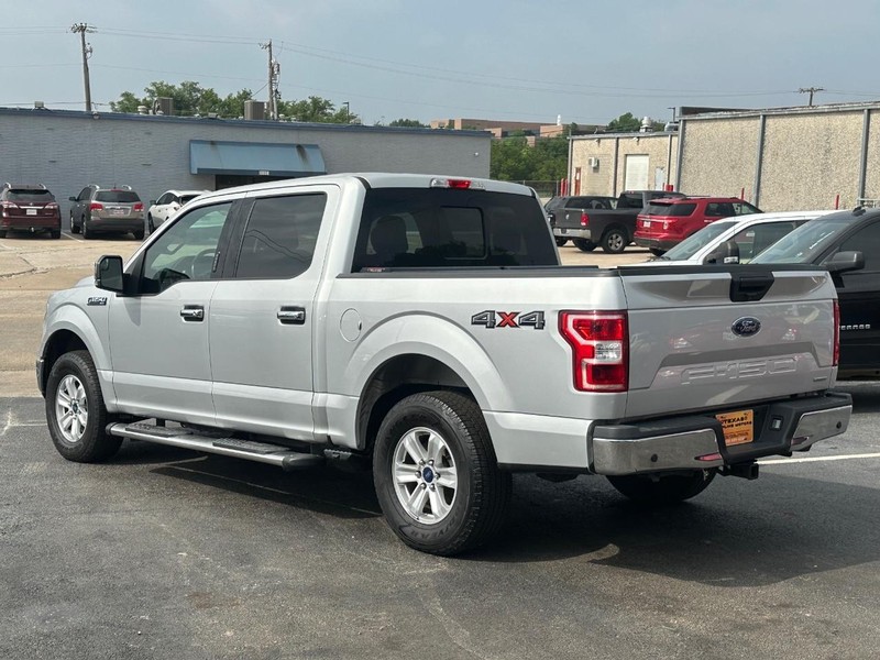 Ford F-150 Vehicle Full-screen Gallery Image 11