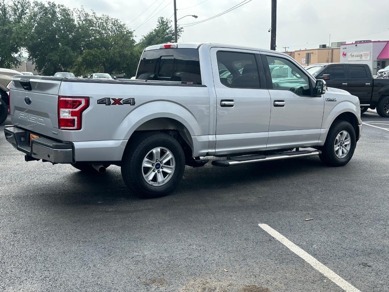 Ford F-150 Vehicle Full-screen Gallery Image 13