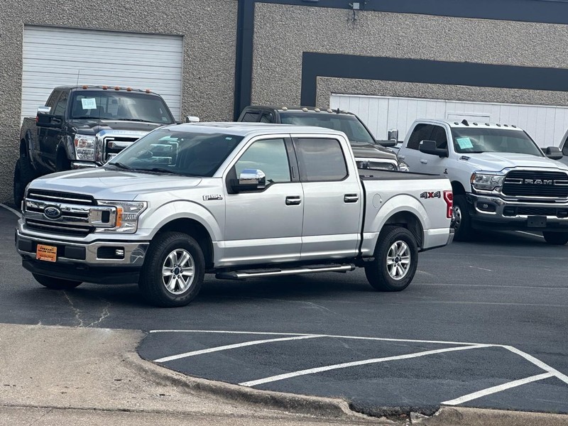 Ford F-150 Vehicle Full-screen Gallery Image 16