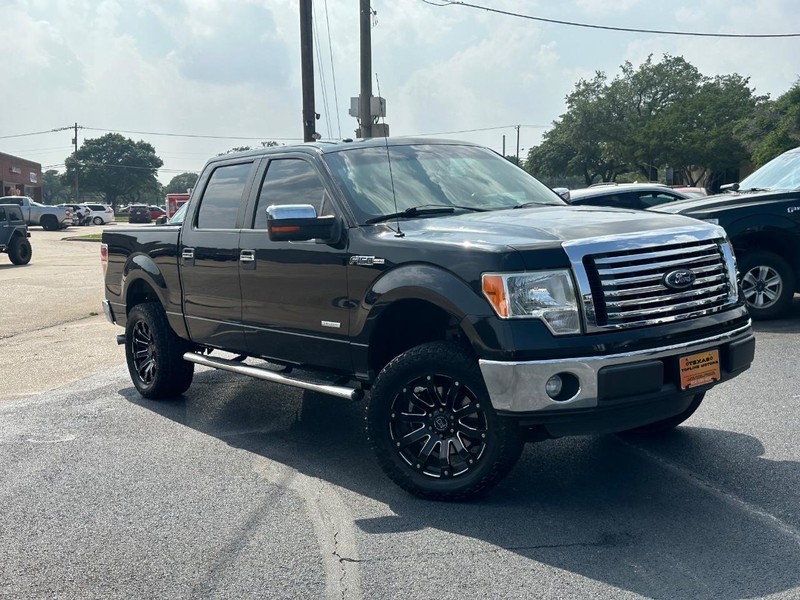 Ford F-150 Vehicle Full-screen Gallery Image 09