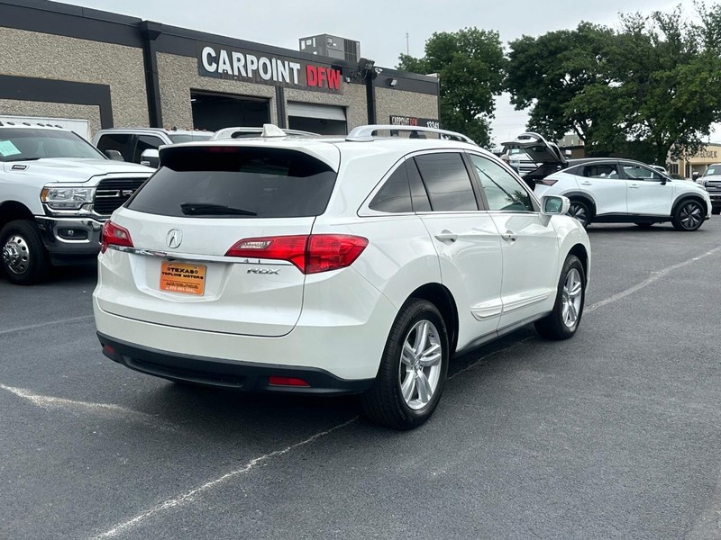 Acura RDX Vehicle Full-screen Gallery Image 7