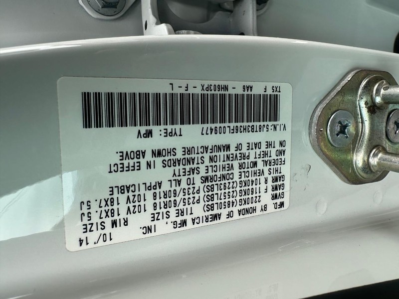 Acura RDX Vehicle Full-screen Gallery Image 36