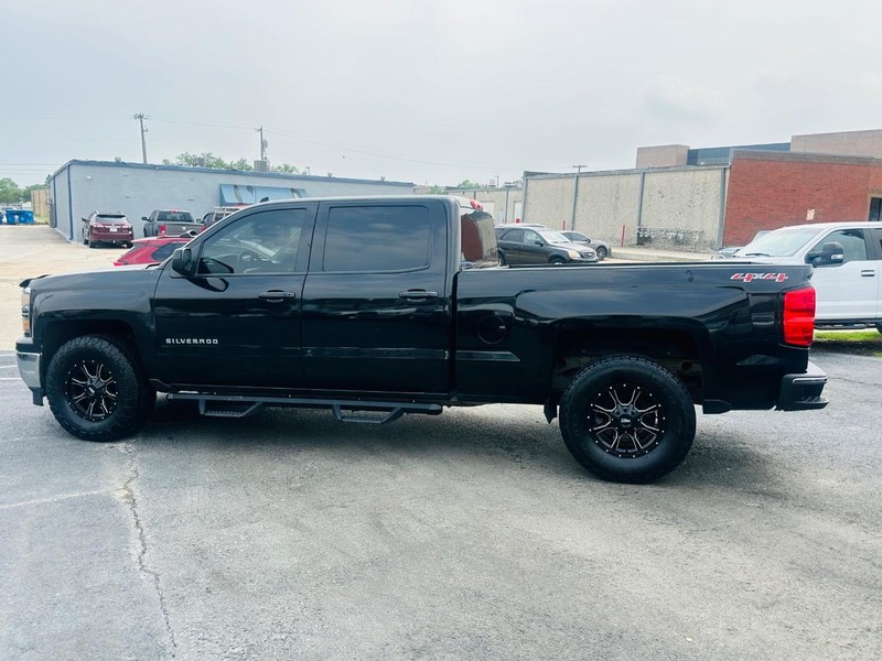 Chevrolet Silverado 1500 Vehicle Full-screen Gallery Image 11
