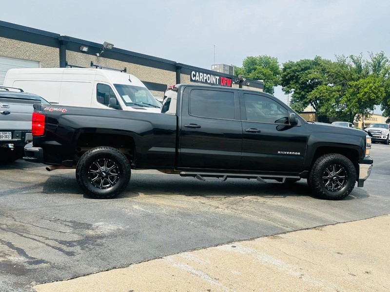 Chevrolet Silverado 1500 Vehicle Full-screen Gallery Image 12