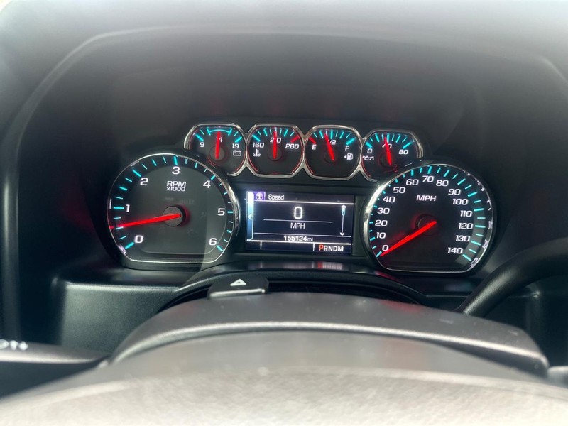 Chevrolet Silverado 1500 Vehicle Full-screen Gallery Image 37