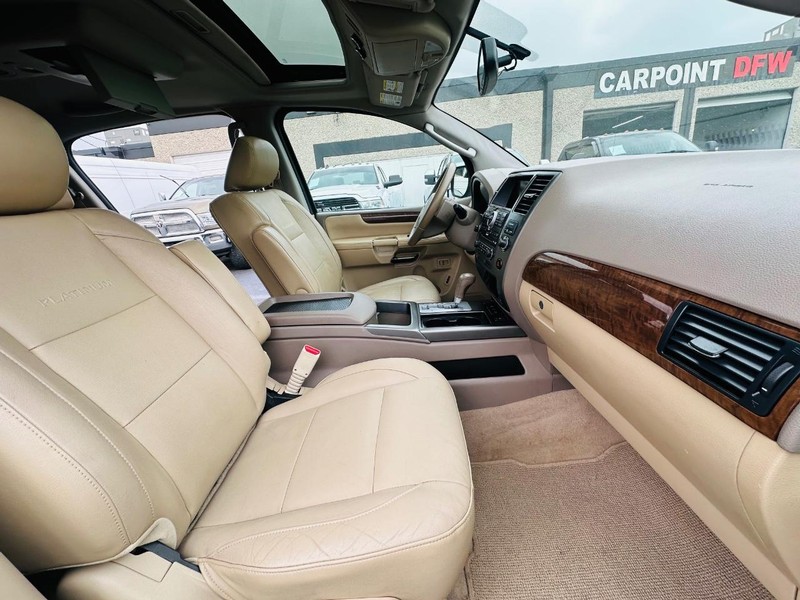 Nissan Armada Vehicle Full-screen Gallery Image 25