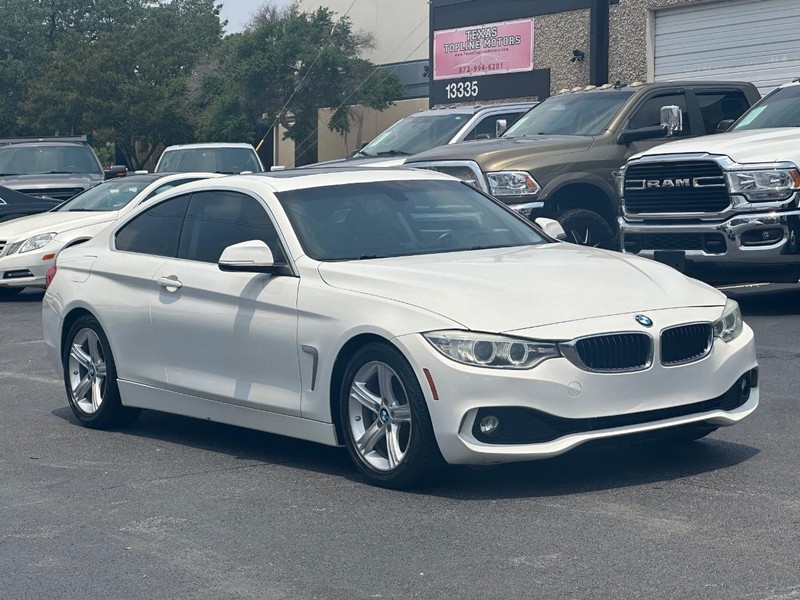 BMW 4 Series Vehicle Full-screen Gallery Image 4
